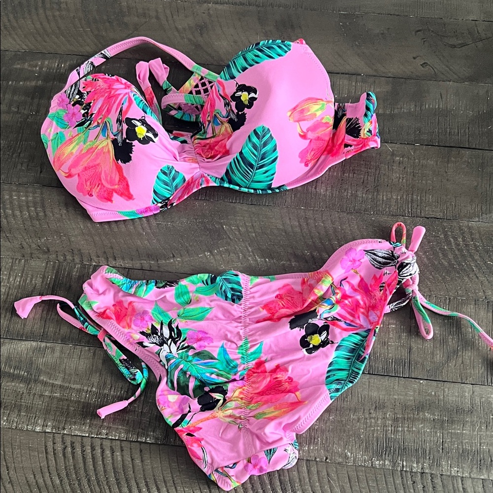 Shade & Shore Pink Floral Bikini Set